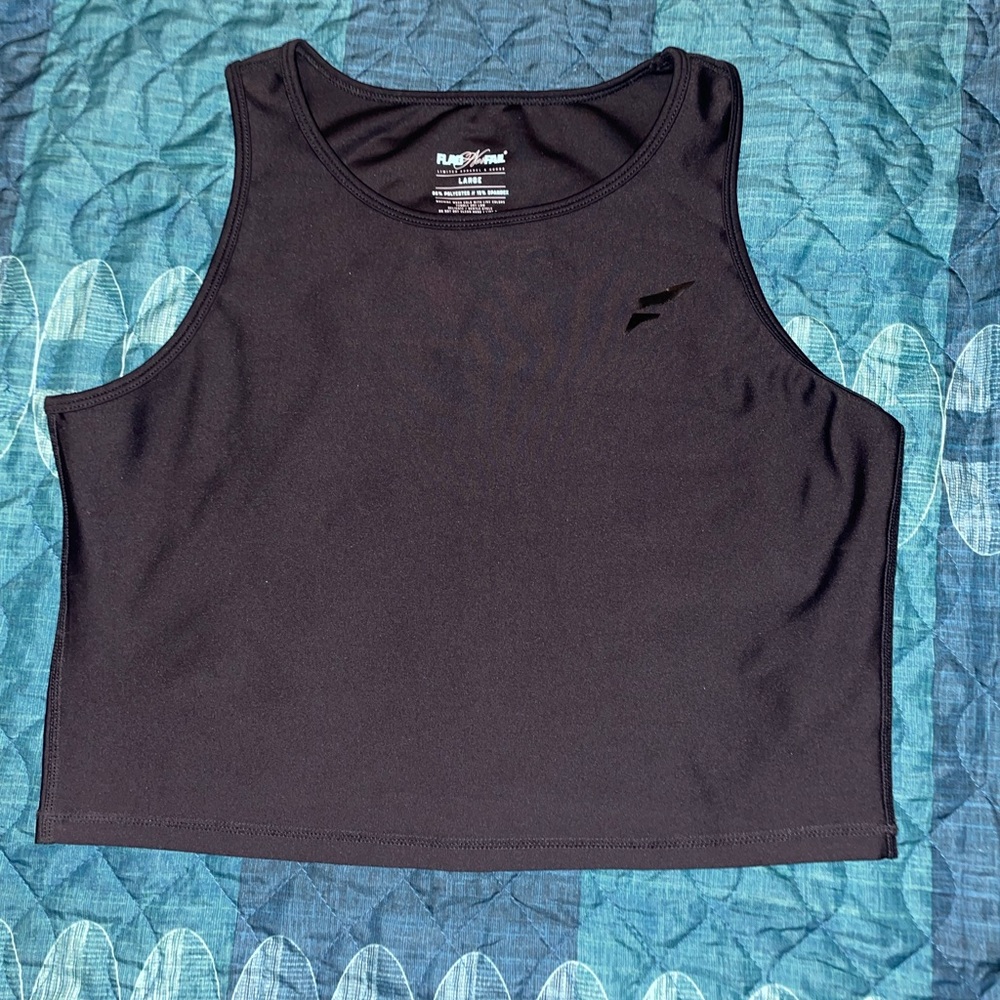 Flag nor fail navarah women’s cropped tank top size large